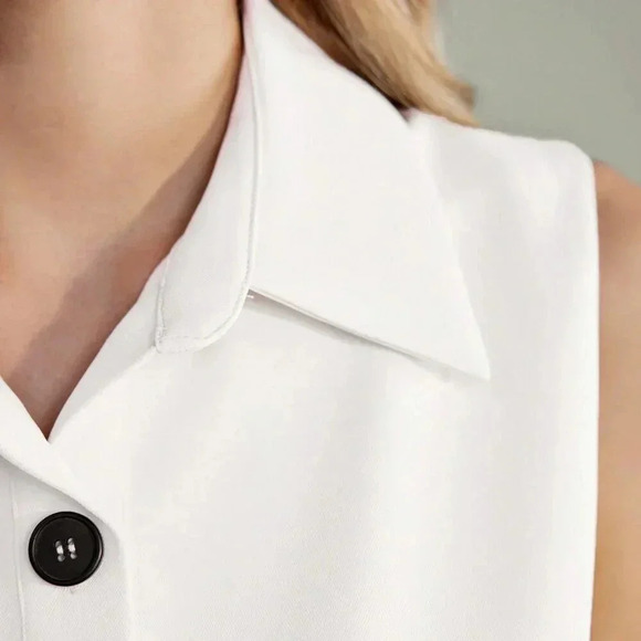 Apricot Casual Women's Striped Button Front Sleeveless Blouse - Picture 8 of 8